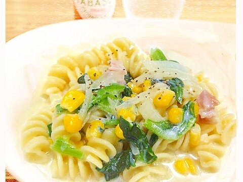 豆乳とマッシュポテトの素で作るクリームパスタ